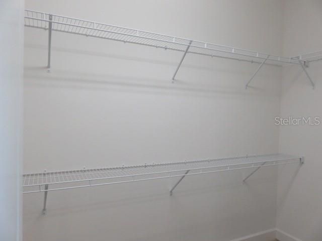 出租: $2,995 (3 贝兹, 3 浴室, 2461 平方英尺)