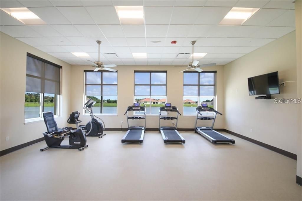 出租: $2,995 (3 贝兹, 3 浴室, 2461 平方英尺)