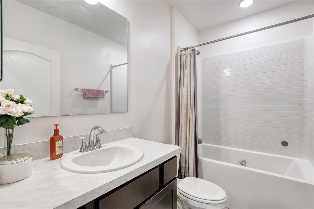 For Sale: $373,000 (4 beds, 2 baths, 1535 Square Feet)