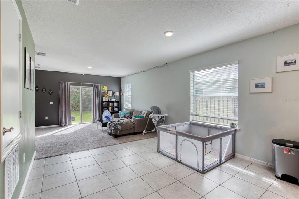 For Sale: $373,000 (4 beds, 2 baths, 1535 Square Feet)