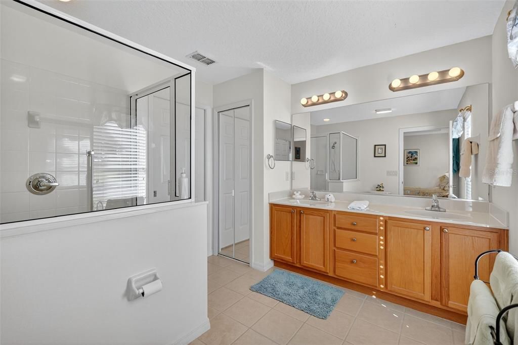 待售: $435,000 (2 贝兹, 2 浴室, 2597 平方英尺)