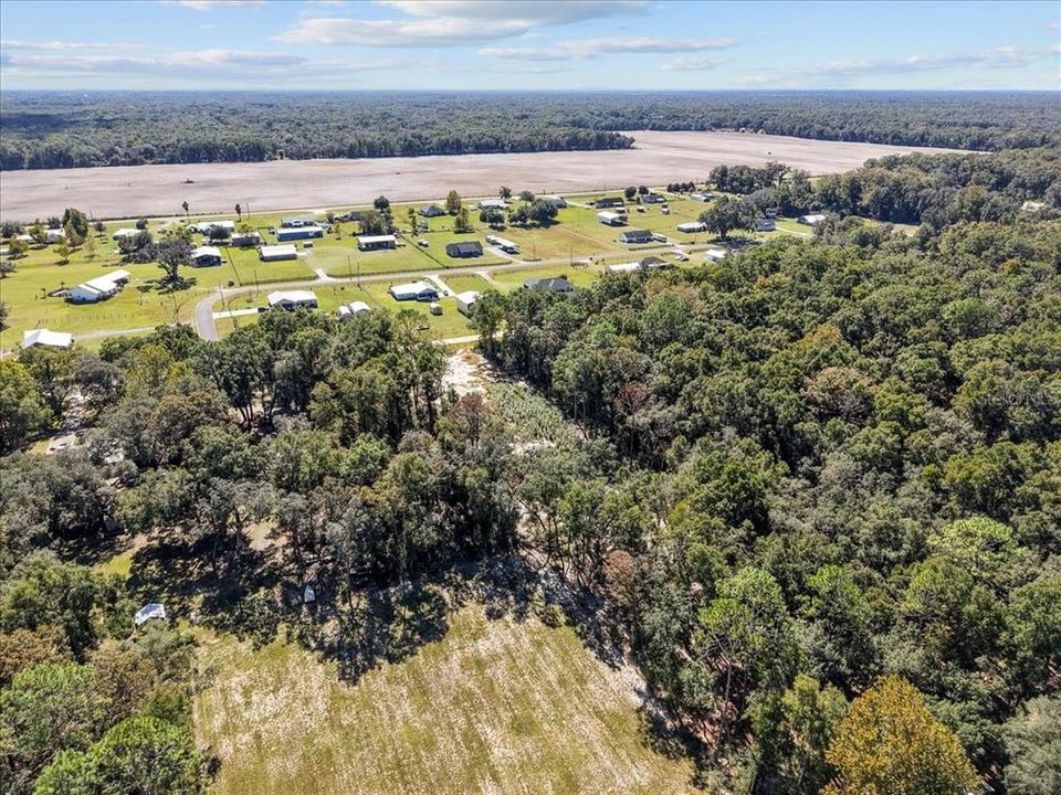 На продажу: $59,900 (0.88 acres)