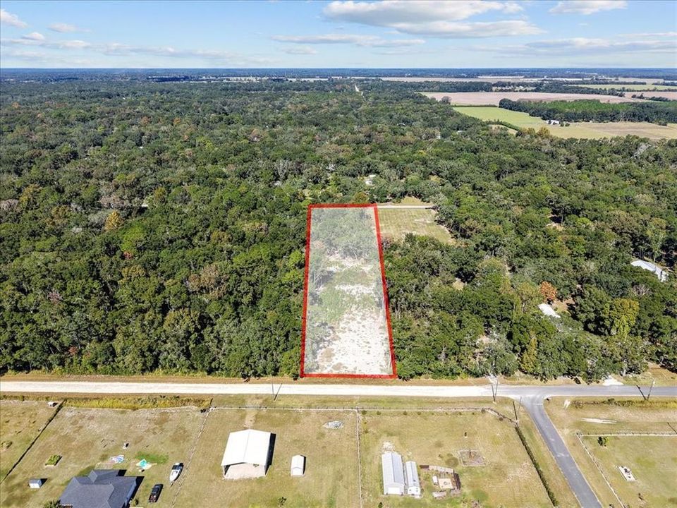 На продажу: $59,900 (0.88 acres)