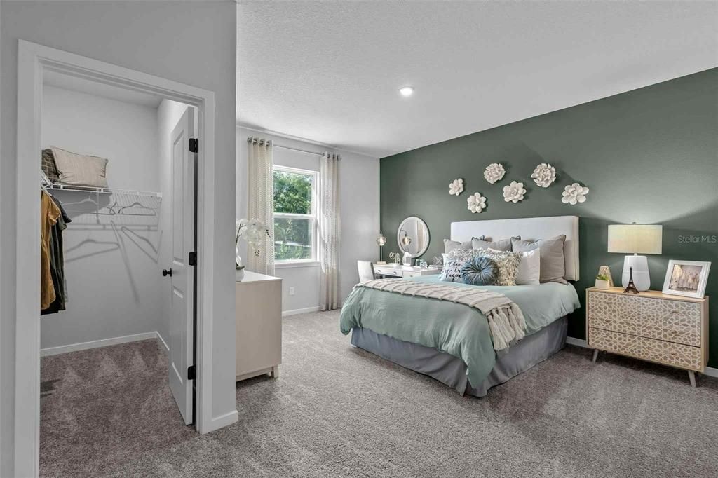 For Sale: $574,990 (5 beds, 3 baths, 3161 Square Feet)