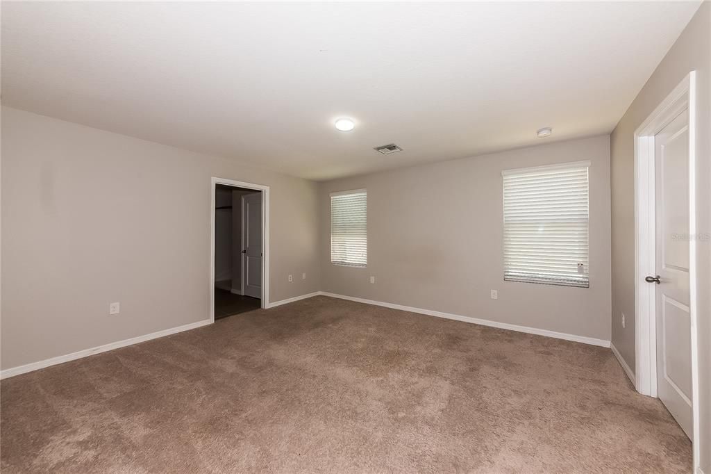 En Renta: $2,010 (4 camas, 2 baños, 2272 Pies cuadrados)