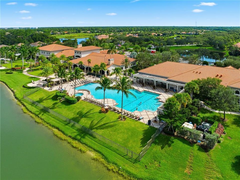 For Sale: $424,900 (2 beds, 2 baths, 1646 Square Feet)