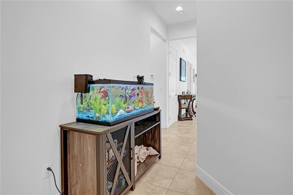 For Sale: $424,900 (2 beds, 2 baths, 1646 Square Feet)