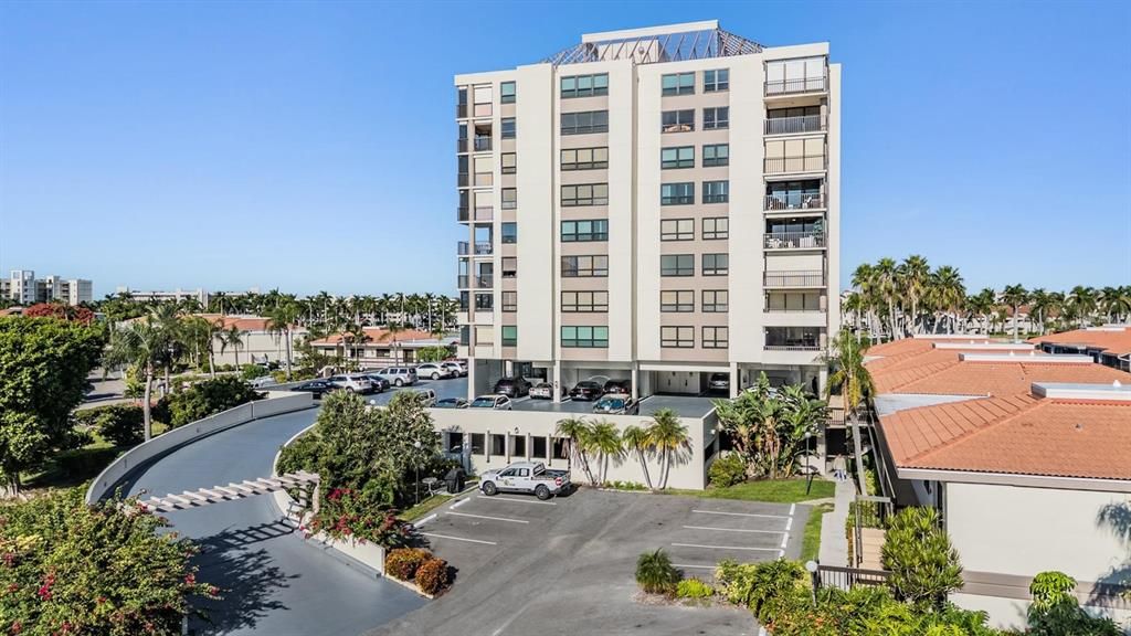 На продажу: $469,900 (2 спален, 2 ванн, 945 Квадратных фут)