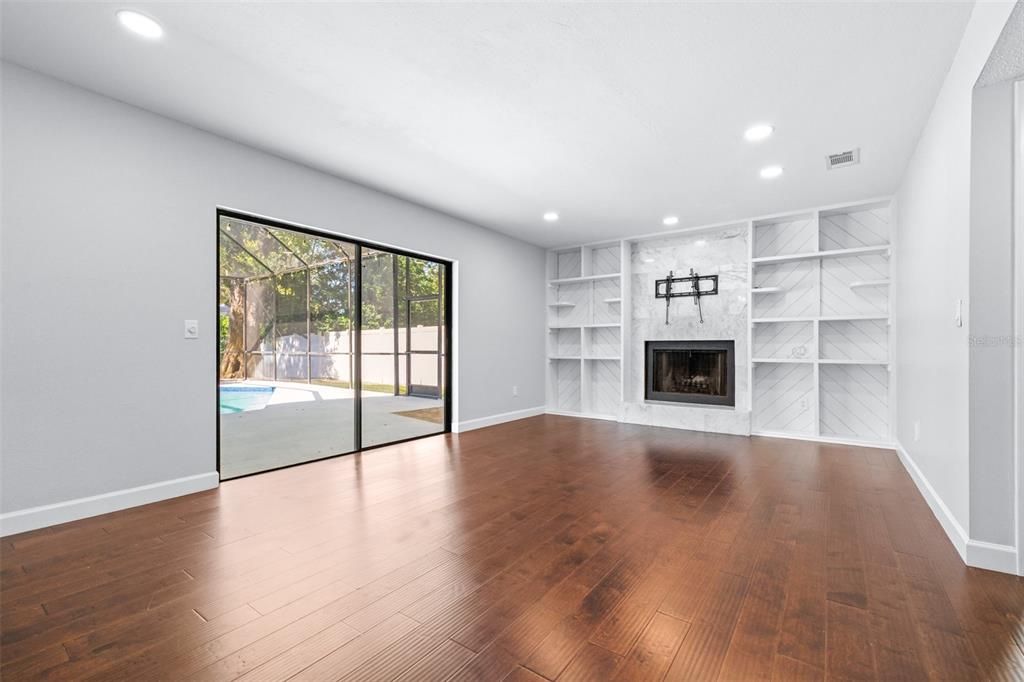 На продажу: $550,000 (3 спален, 2 ванн, 1860 Квадратных фут)