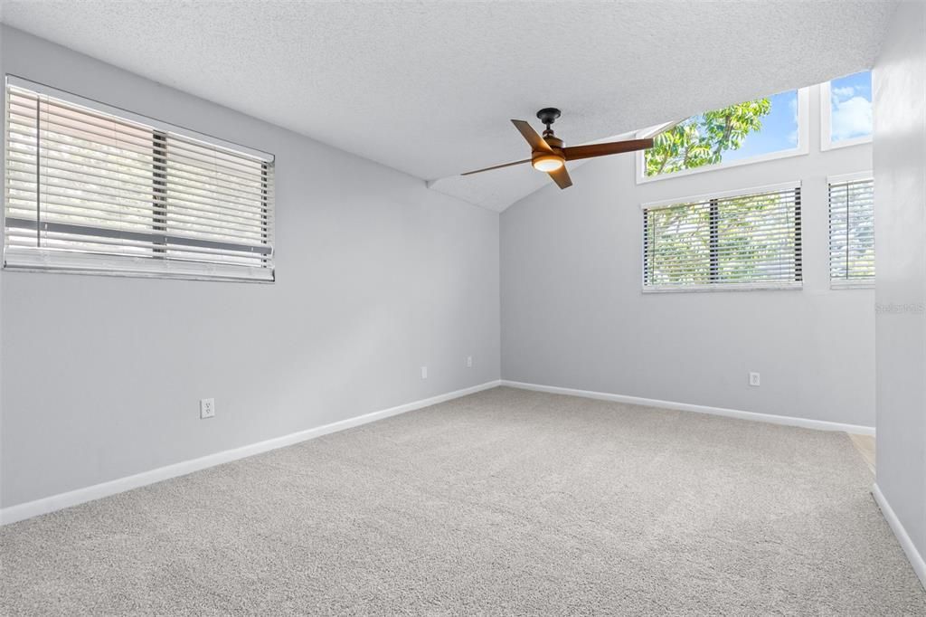 На продажу: $550,000 (3 спален, 2 ванн, 1860 Квадратных фут)