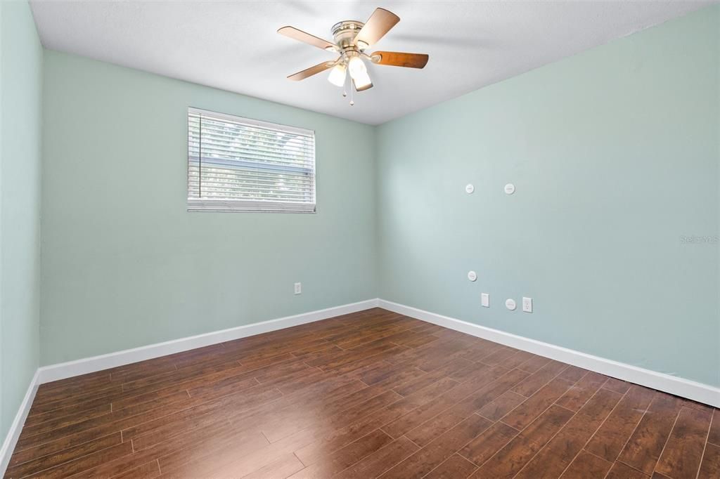 На продажу: $550,000 (3 спален, 2 ванн, 1860 Квадратных фут)