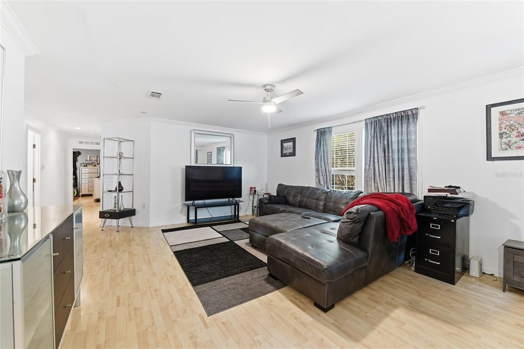 For Sale: $549,000 (3 beds, 2 baths, 1505 Square Feet)