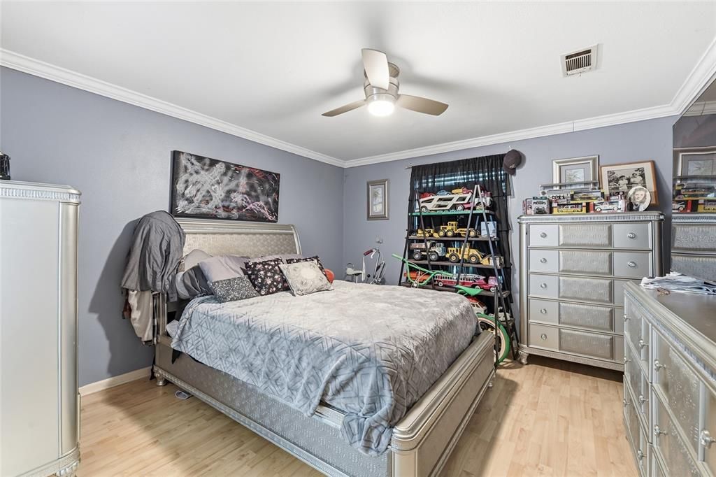 For Sale: $549,000 (3 beds, 2 baths, 1505 Square Feet)