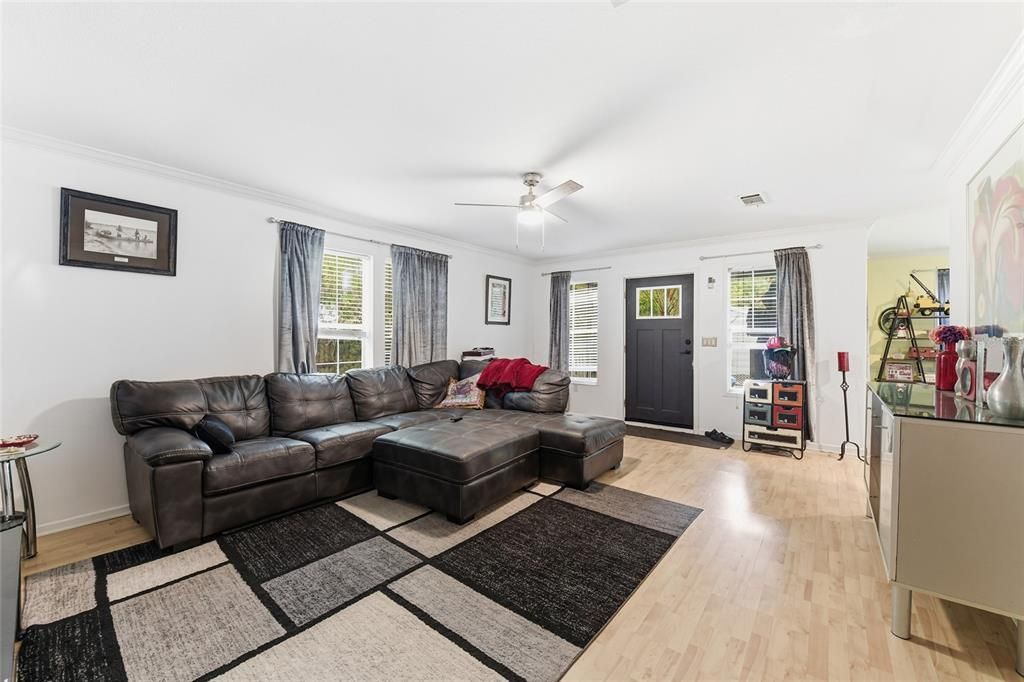 For Sale: $549,000 (3 beds, 2 baths, 1505 Square Feet)