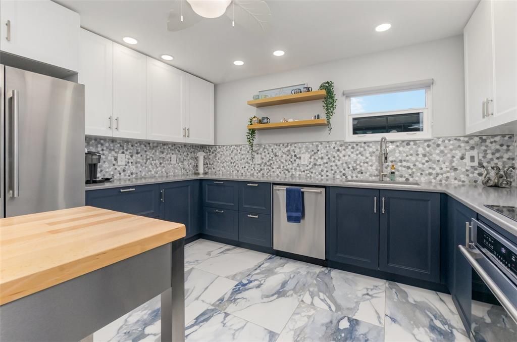 待售: $649,900 (3 贝兹, 2 浴室, 2008 平方英尺)