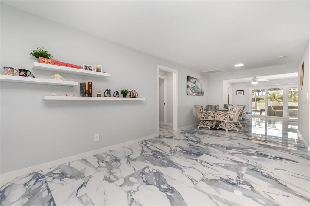 待售: $649,900 (3 贝兹, 2 浴室, 2008 平方英尺)