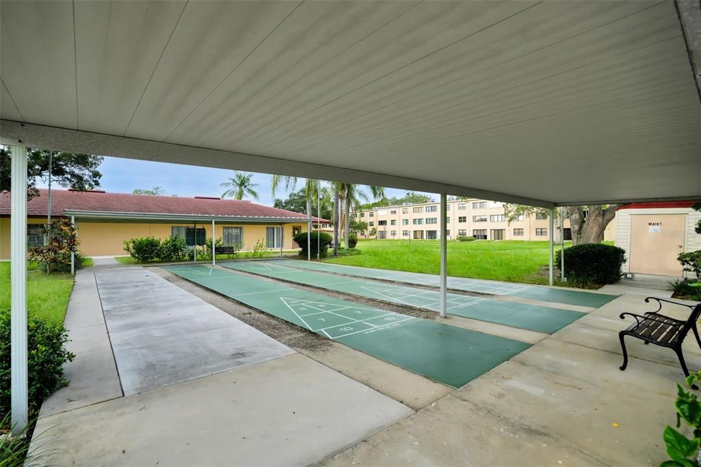 For Rent: $1,850 (1 beds, 1 baths, 930 Square Feet)