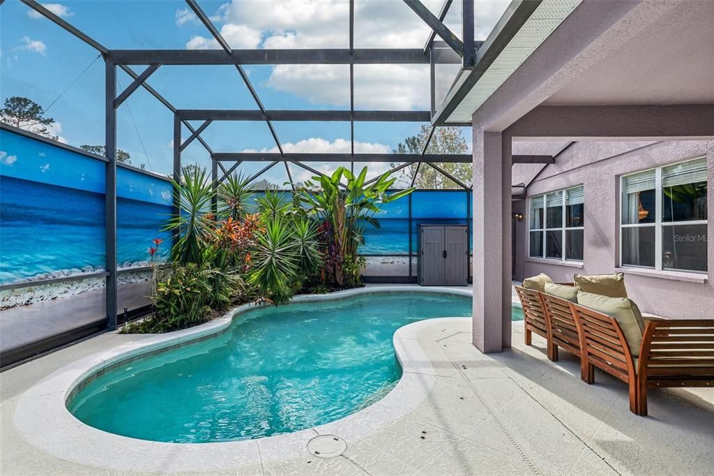 Activo con contrato: $599,999 (5 camas, 3 baños, 3445 Pies cuadrados)