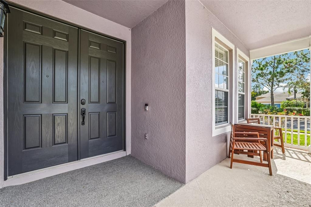 Activo con contrato: $599,999 (5 camas, 3 baños, 3445 Pies cuadrados)