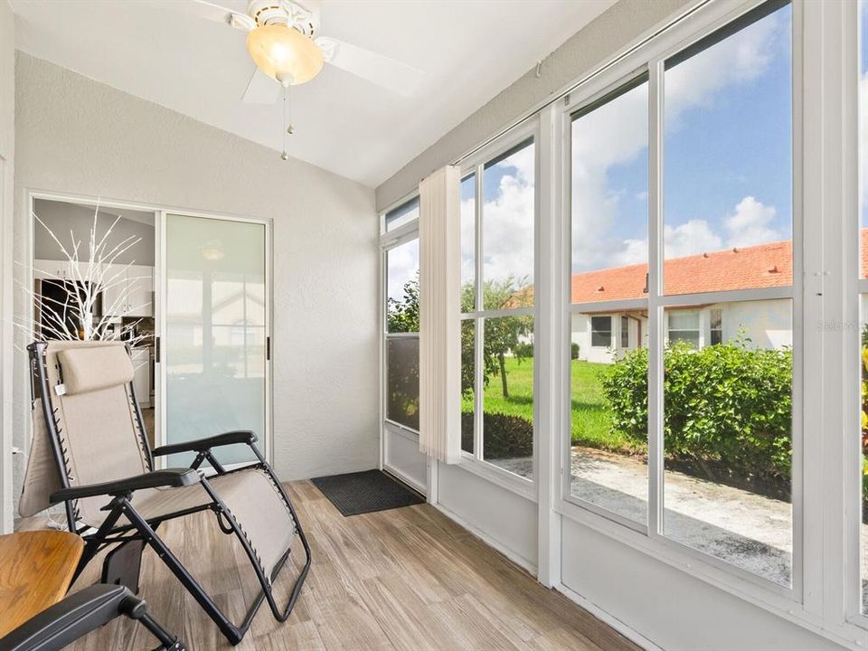 合同活跃: $319,000 (2 贝兹, 2 浴室, 1519 平方英尺)