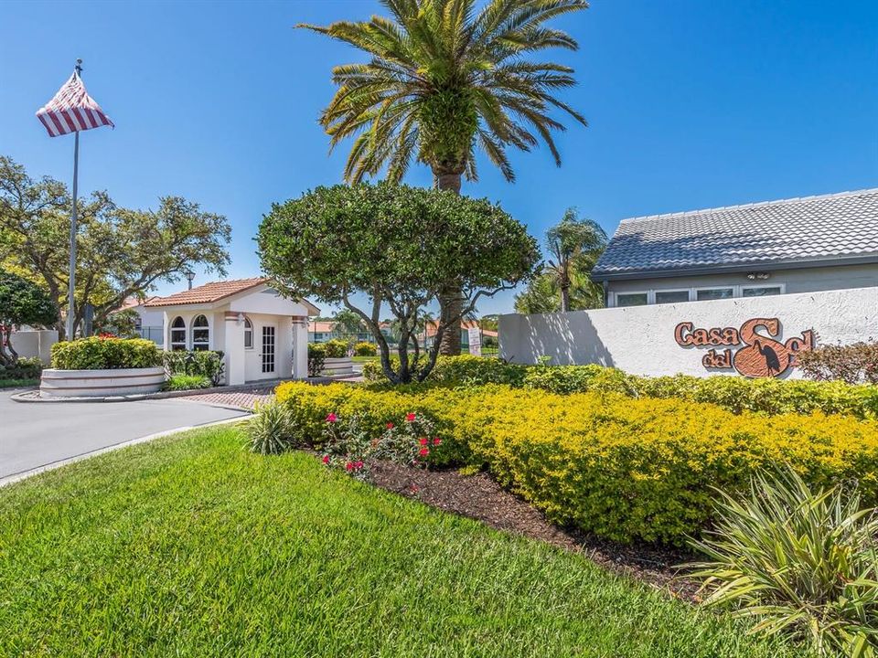 合同活跃: $319,000 (2 贝兹, 2 浴室, 1519 平方英尺)