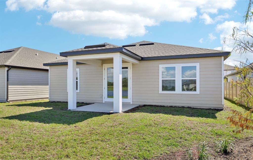 For Sale: $499,990 (4 beds, 2 baths, 1906 Square Feet)