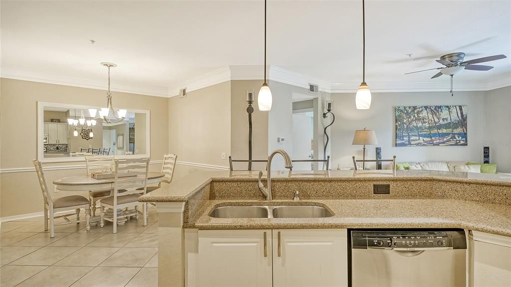 For Sale: $289,000 (3 beds, 2 baths, 1376 Square Feet)