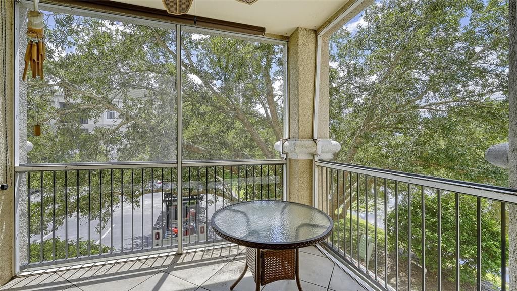 For Sale: $289,000 (3 beds, 2 baths, 1376 Square Feet)