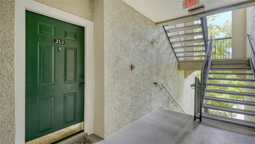 For Sale: $289,000 (3 beds, 2 baths, 1376 Square Feet)