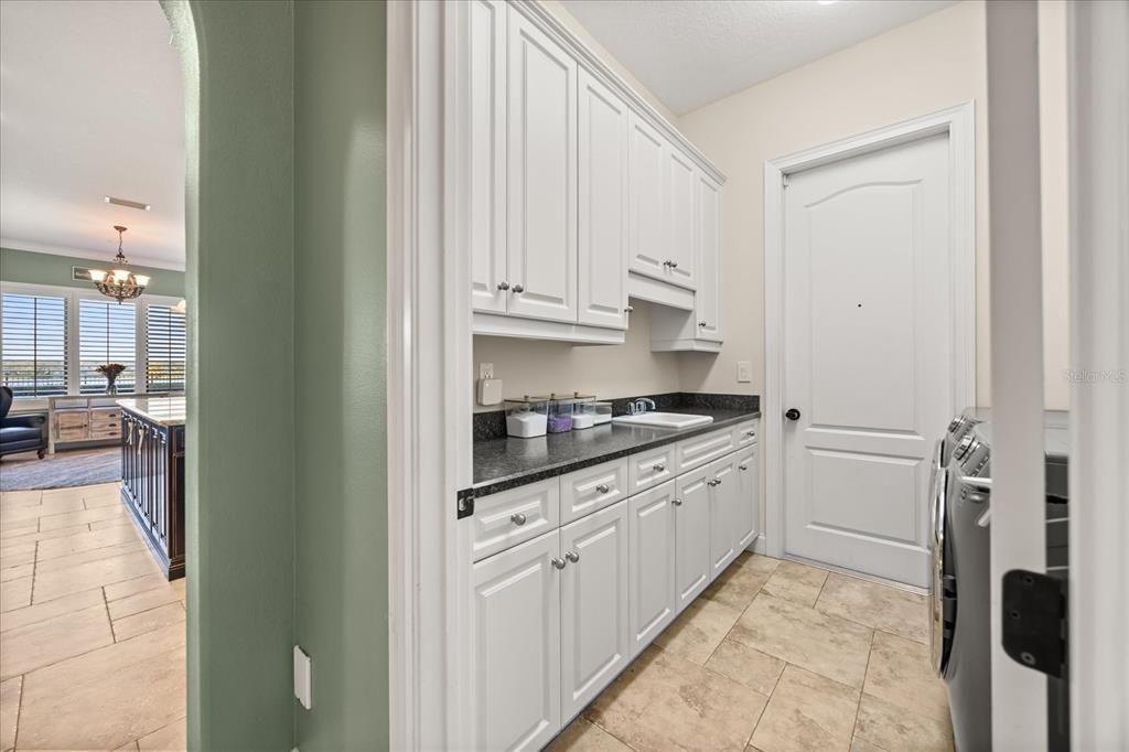 На продажу: $1,250,000 (4 спален, 3 ванн, 4008 Квадратных фут)