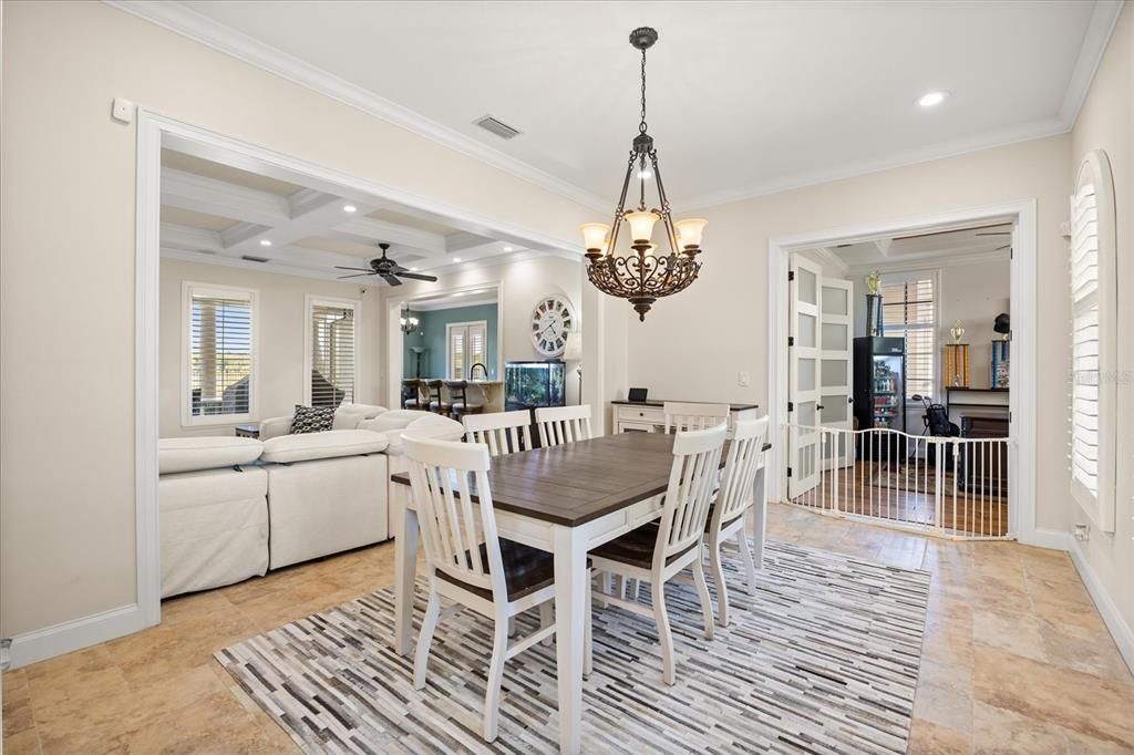 На продажу: $1,250,000 (4 спален, 3 ванн, 4008 Квадратных фут)