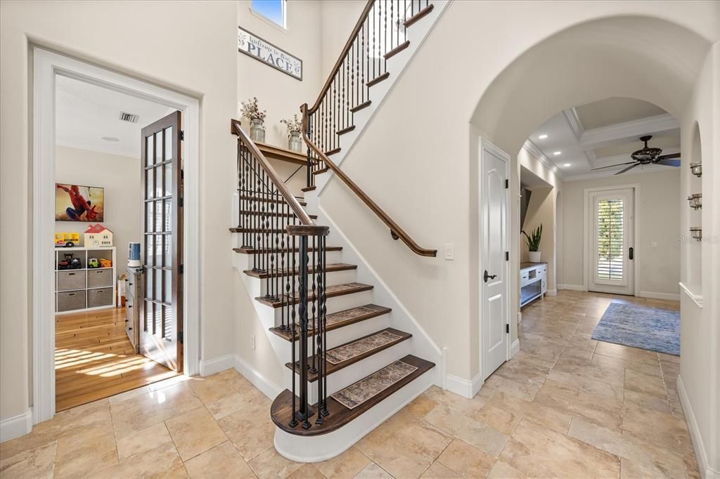 На продажу: $1,250,000 (4 спален, 3 ванн, 4008 Квадратных фут)