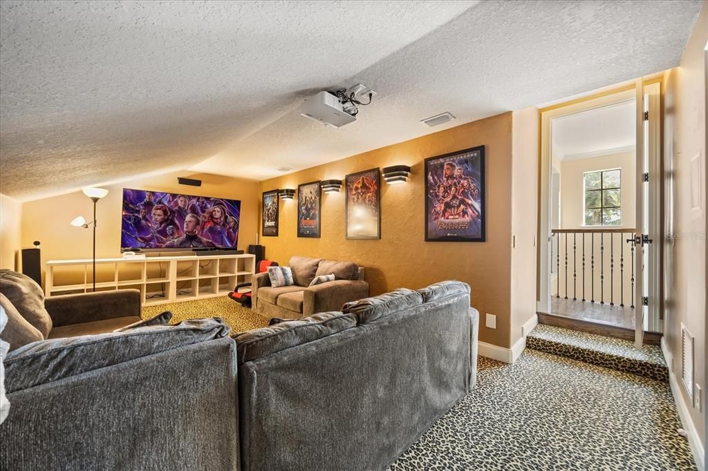 На продажу: $1,250,000 (4 спален, 3 ванн, 4008 Квадратных фут)