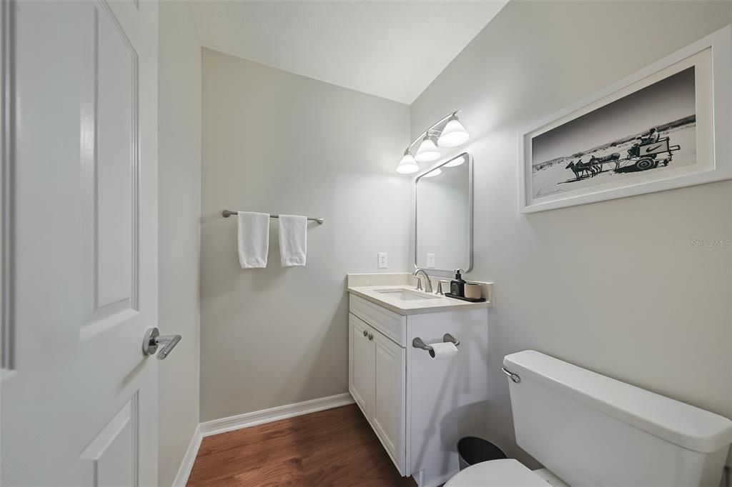 En Venta: $899,000 (3 camas, 2 baños, 2254 Pies cuadrados)