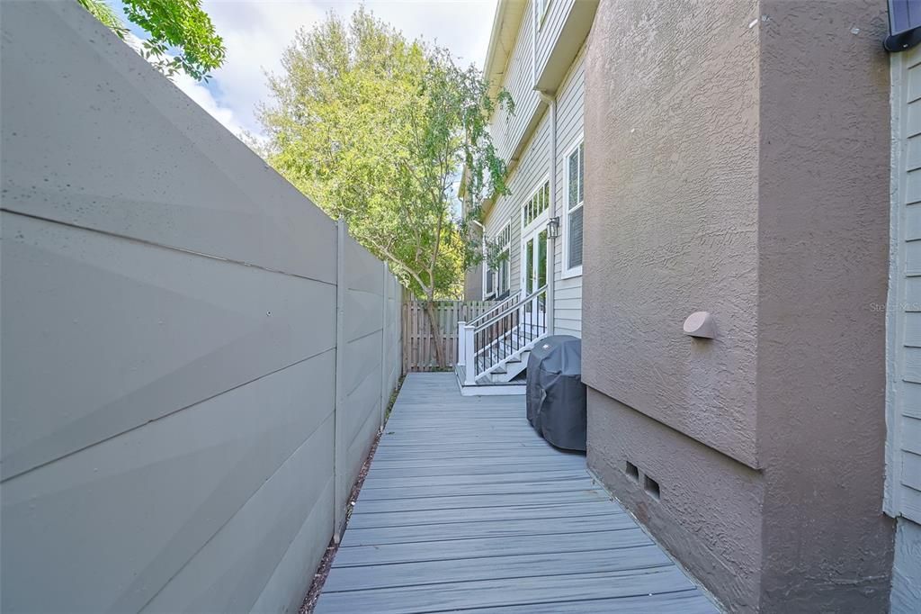 En Venta: $899,000 (3 camas, 2 baños, 2254 Pies cuadrados)