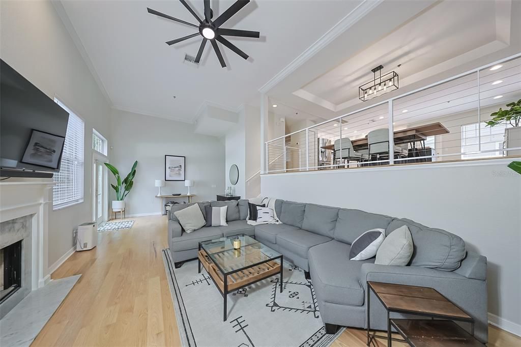 En Venta: $899,000 (3 camas, 2 baños, 2254 Pies cuadrados)