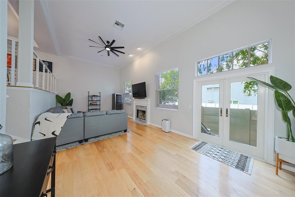 En Venta: $899,000 (3 camas, 2 baños, 2254 Pies cuadrados)