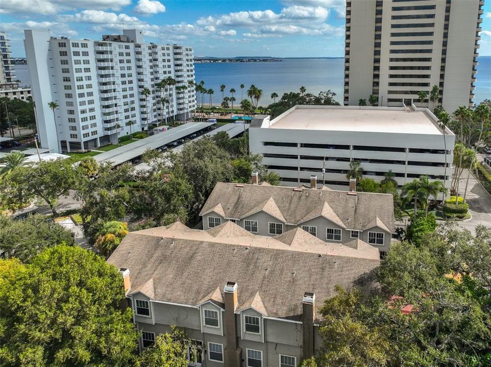 En Venta: $899,000 (3 camas, 2 baños, 2254 Pies cuadrados)