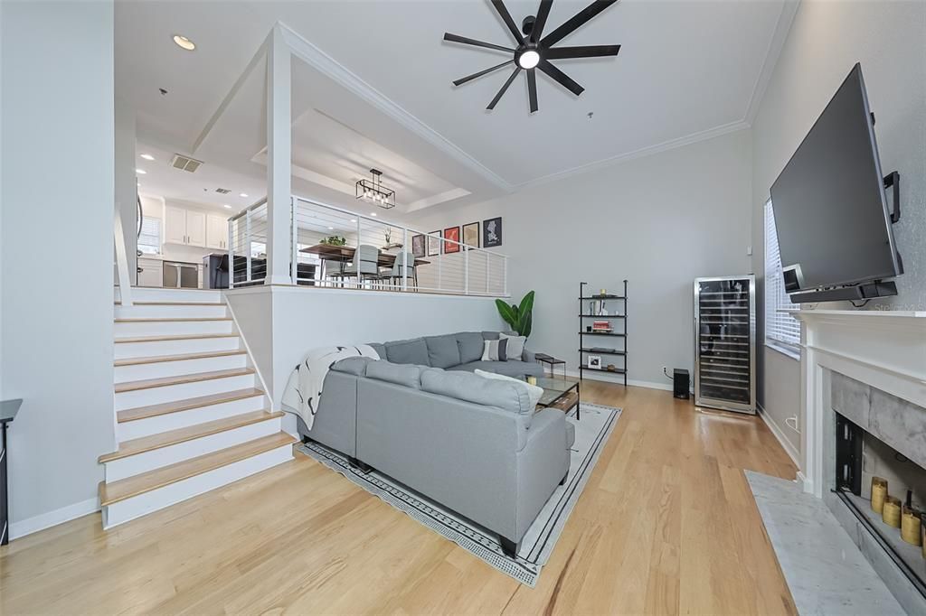 En Venta: $899,000 (3 camas, 2 baños, 2254 Pies cuadrados)