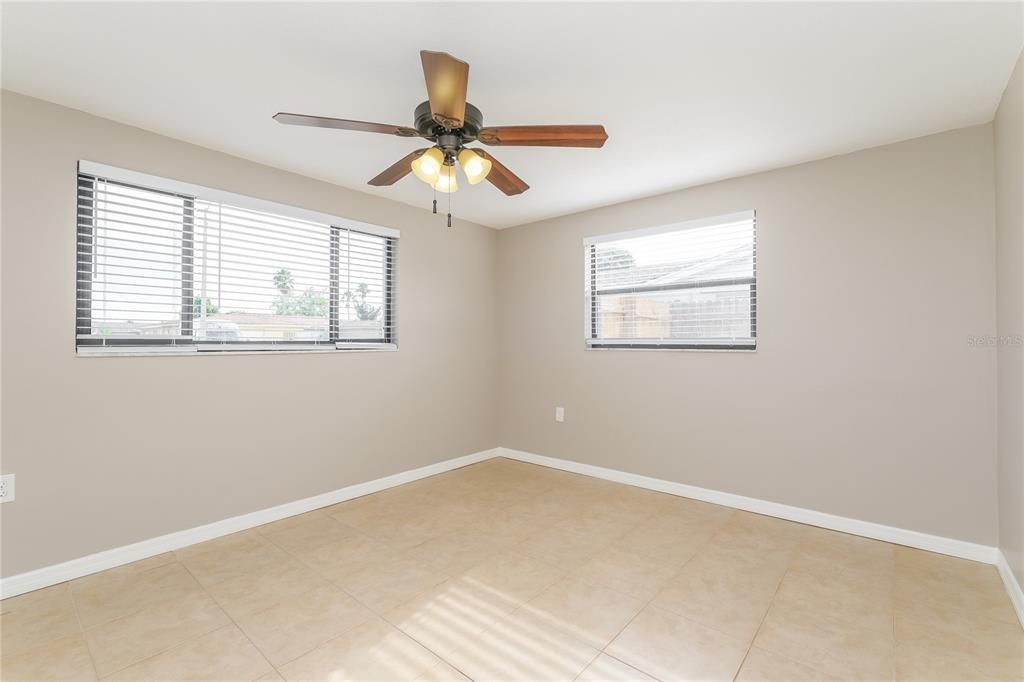 For Rent: $1,895 (2 beds, 2 baths, 1370 Square Feet)