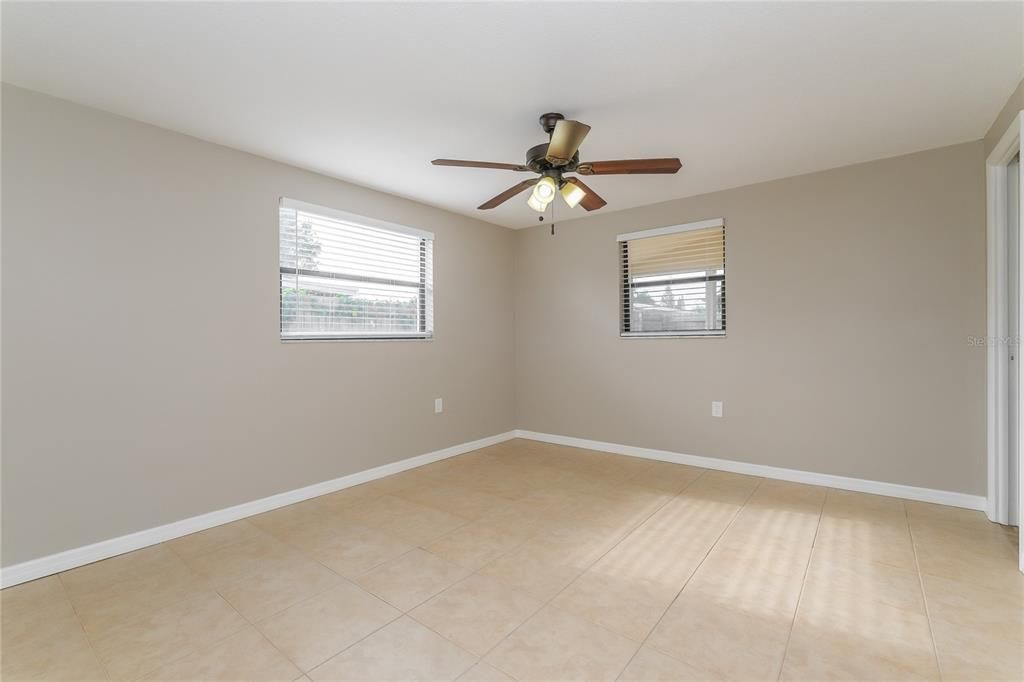 For Rent: $1,895 (2 beds, 2 baths, 1370 Square Feet)