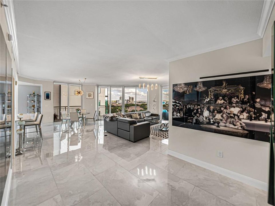 For Sale: $1,649,000 (3 beds, 3 baths, 2400 Square Feet)