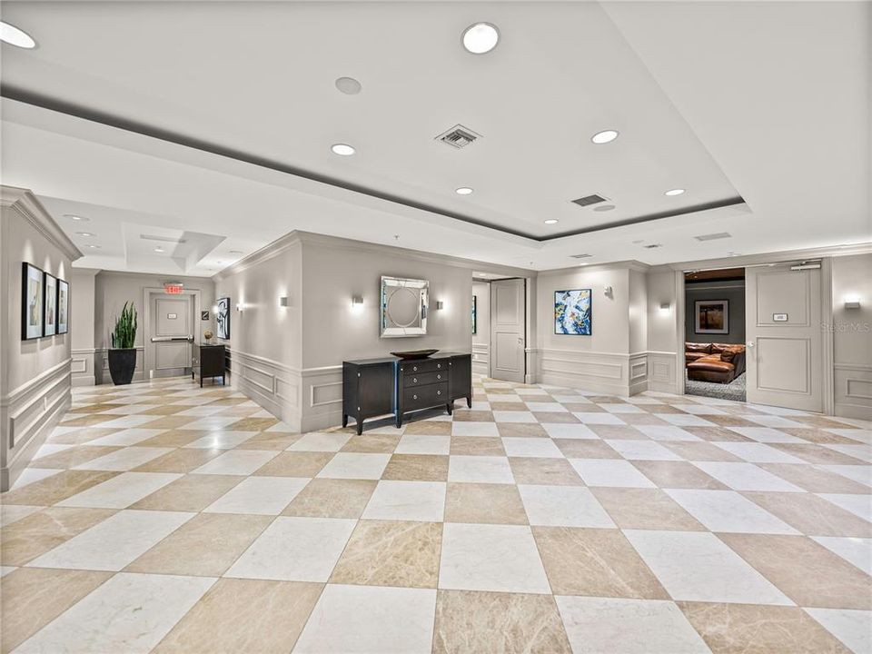 For Sale: $1,649,000 (3 beds, 3 baths, 2400 Square Feet)