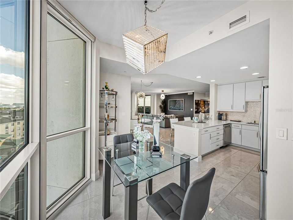 For Sale: $1,649,000 (3 beds, 3 baths, 2400 Square Feet)