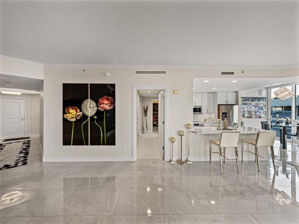 For Sale: $1,649,000 (3 beds, 3 baths, 2400 Square Feet)