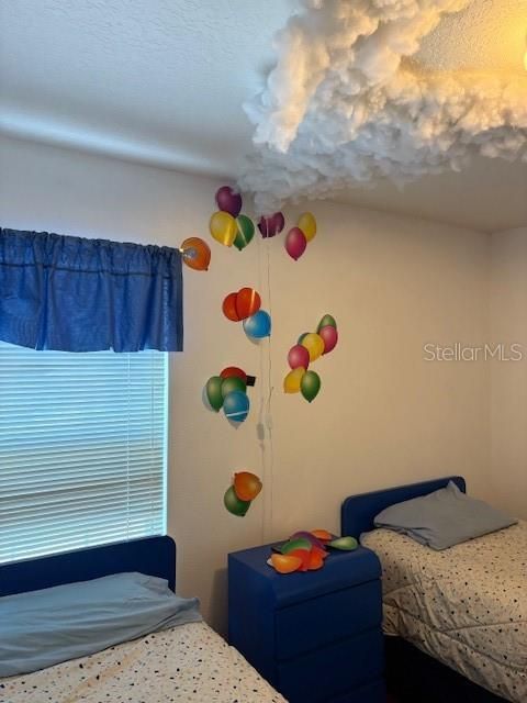 For Rent: $2,500 (6 beds, 3 baths, 2461 Square Feet)