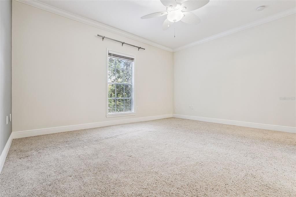 待售: $369,000 (2 贝兹, 2 浴室, 1211 平方英尺)