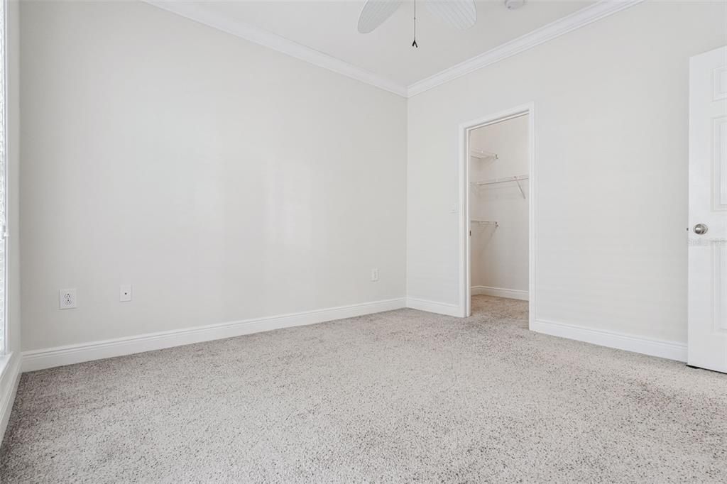 待售: $369,000 (2 贝兹, 2 浴室, 1211 平方英尺)