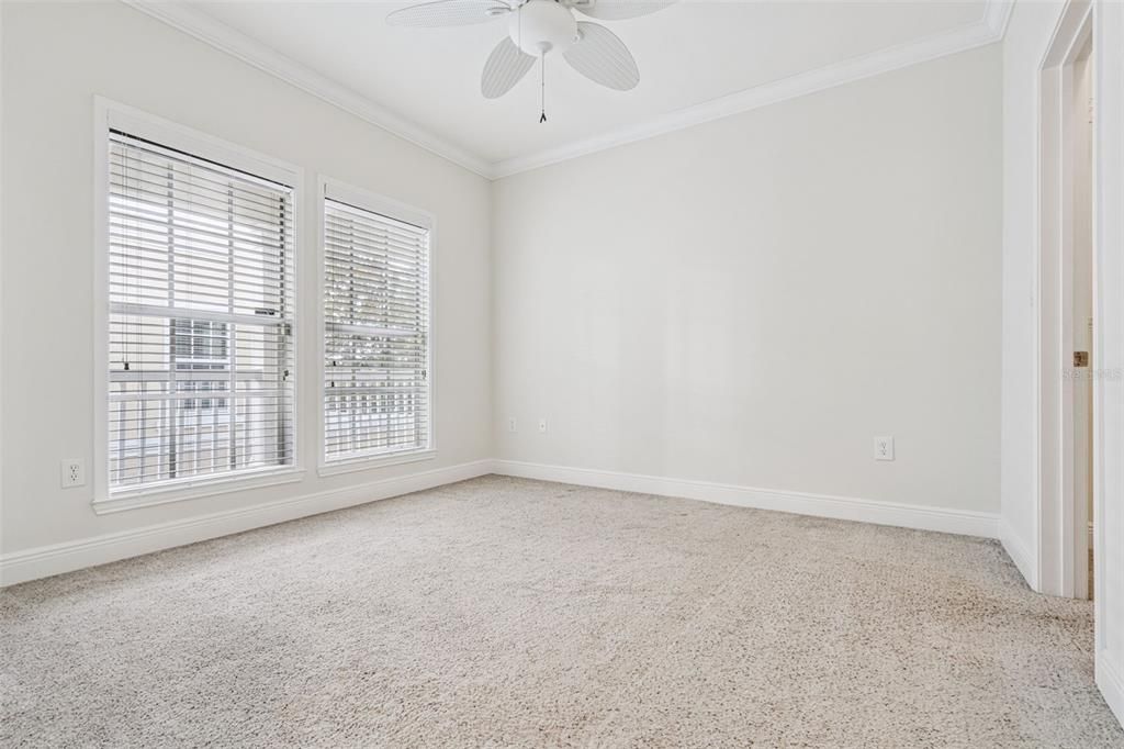 待售: $369,000 (2 贝兹, 2 浴室, 1211 平方英尺)