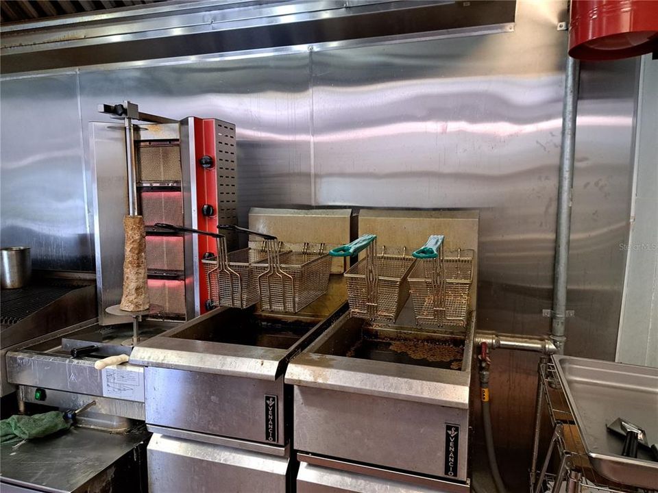 待售: $2,639,000 (0 贝兹, 0 浴室, 8287 平方英尺)